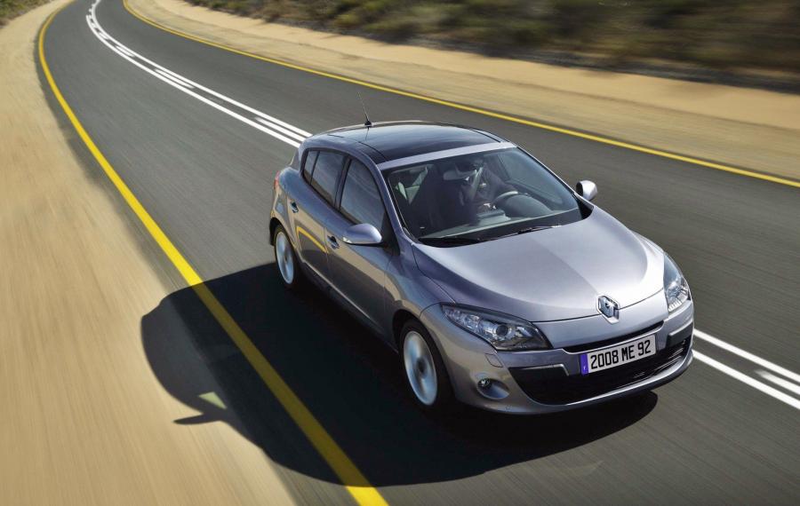 Renault Megane Hatch 2008 года  (фото 12 из 19)
